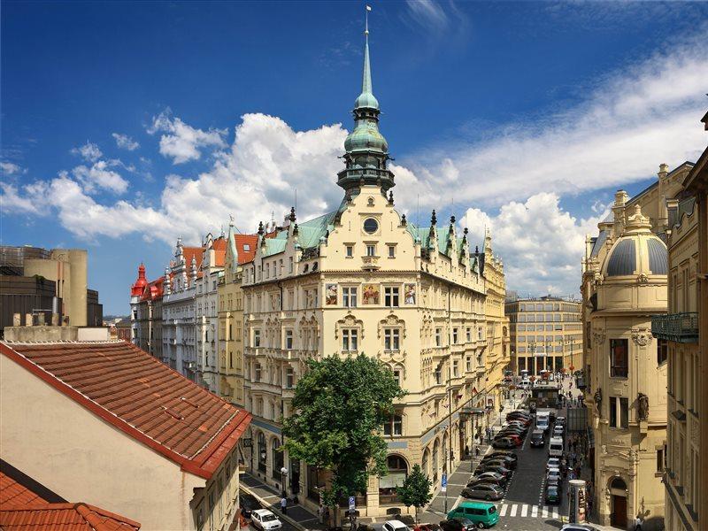 Отель Paris 5*